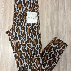 Stylish Leopard Print Women’s Leggings